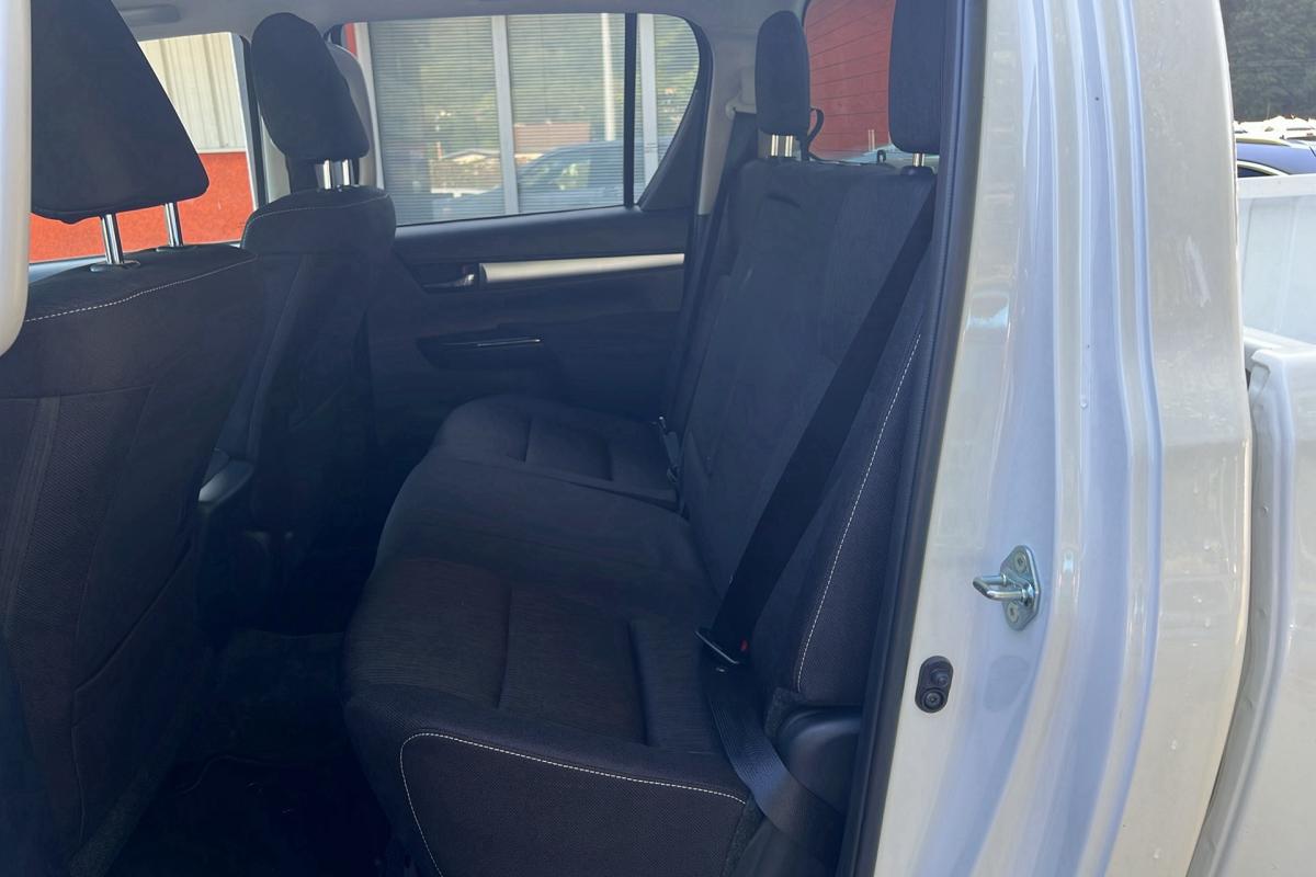 Toyota Hilux - 2.4 D4-D 150 BVA LEGENDE