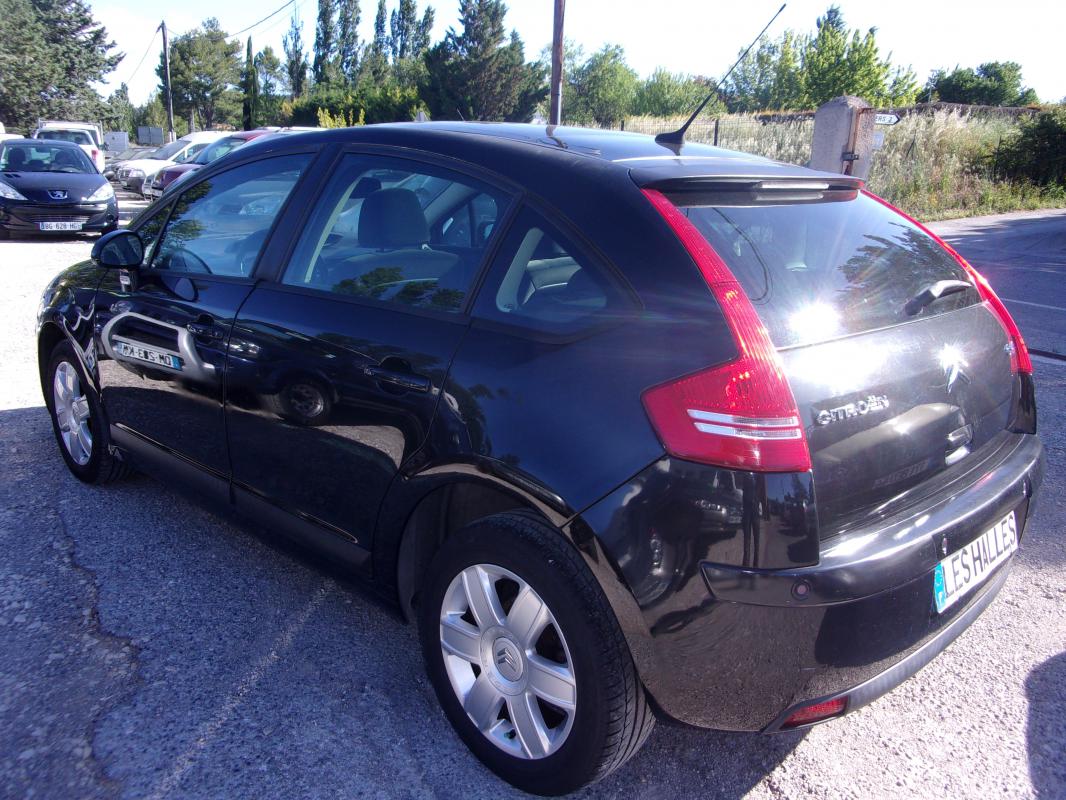 Citroën C4 - 1,6 AMBIANCE VELOURS