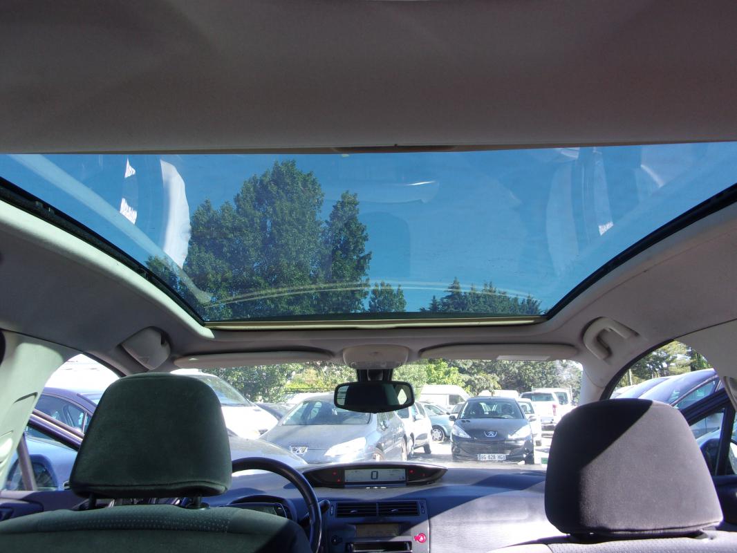 Citroën C4 - 1,6 AMBIANCE VELOURS