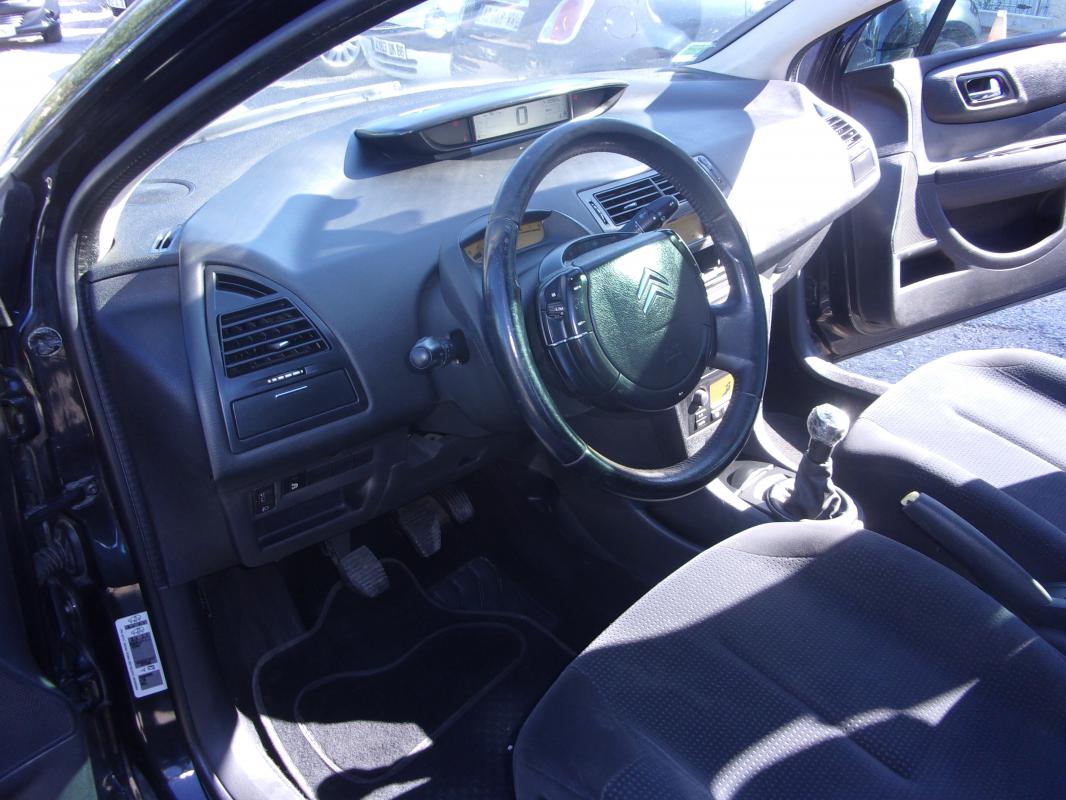 Citroën C4 - 1,6 AMBIANCE VELOURS