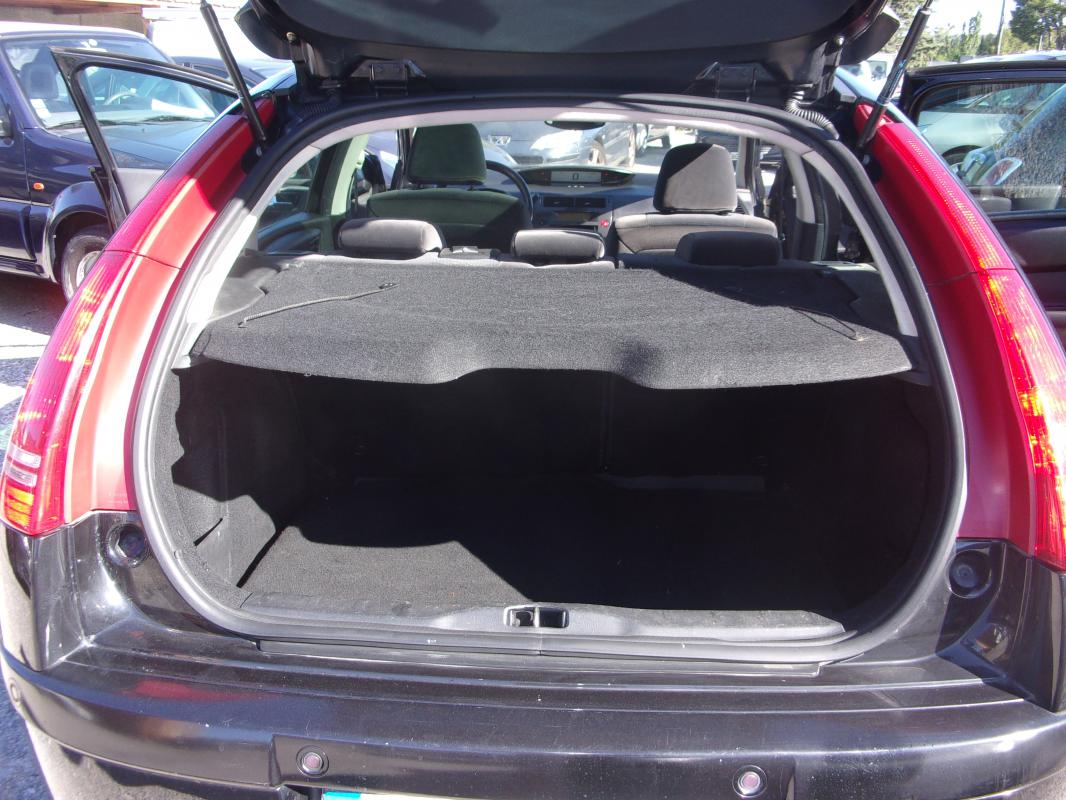 Citroën C4 - 1,6 AMBIANCE VELOURS